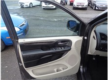 Vehicle Thumb #9