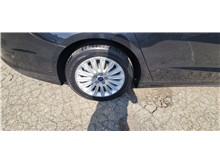 Vehicle Thumb #21