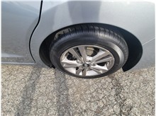 Vehicle Thumb #19