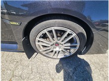 Vehicle Thumb #26