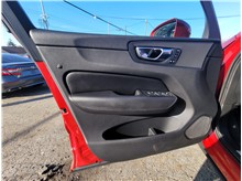 Vehicle Thumb #15