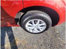 Vehicle Thumb #24