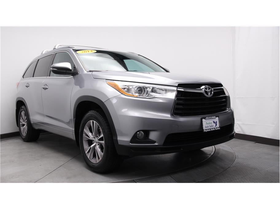 2014 Toyota Highlander from Payless Auto Sales