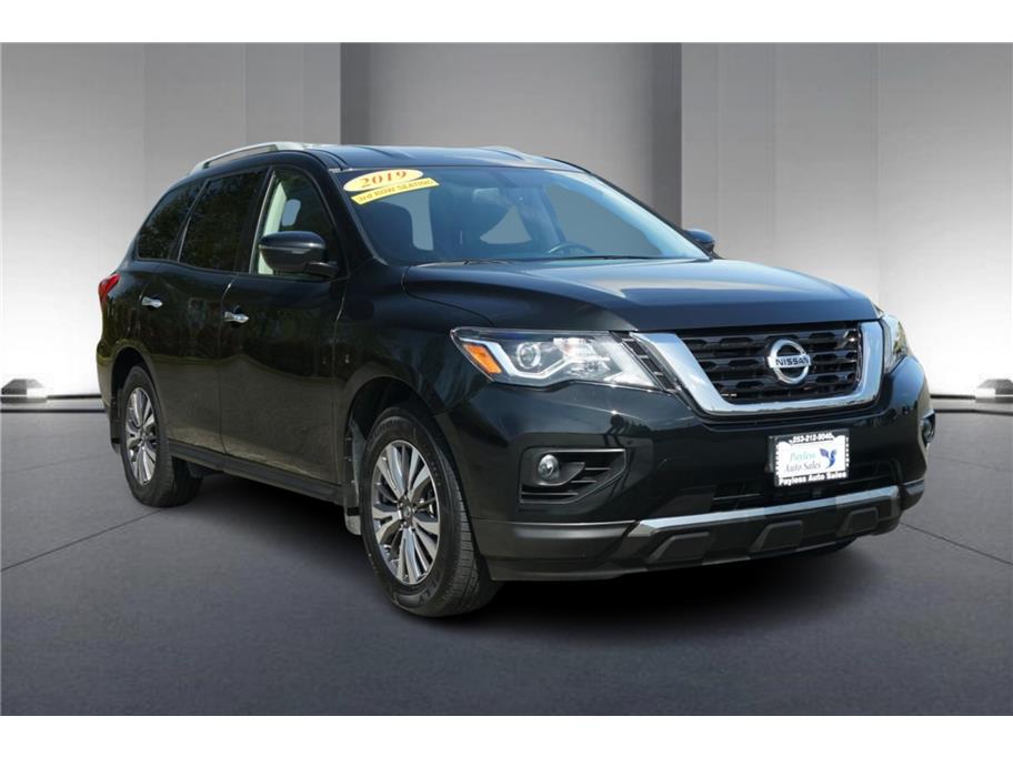 2019 Nissan Pathfinder from Payless Auto Sales