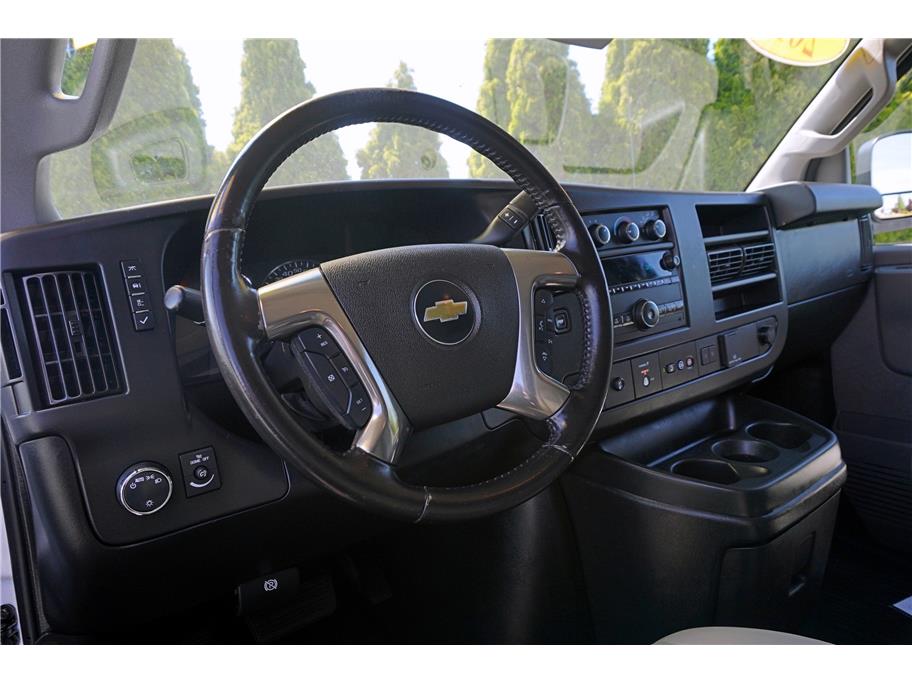 2019 Chevrolet Express Cargo Work Van - Photo 19