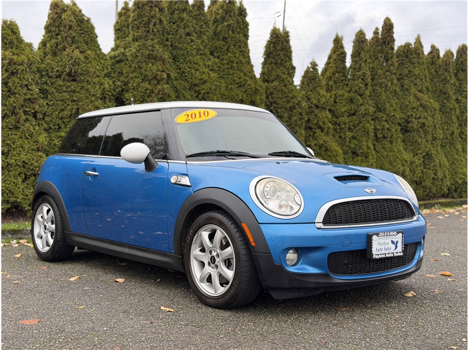 2010 MINI Cooper S's photo