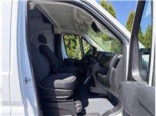 Vehicle Thumb #15
