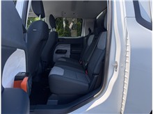 Vehicle Thumb #16