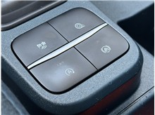 Vehicle Thumb #20