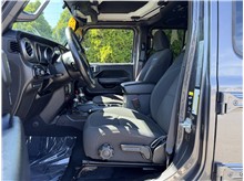 Vehicle Thumb #13