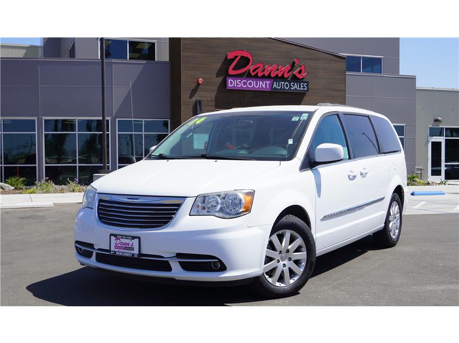 2015 Chrysler Town & Country from Dann's Discount Auto Sales II