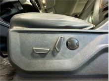 Vehicle Thumb #18