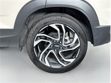 Vehicle Thumb #9