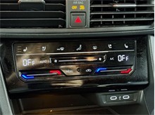 Vehicle Thumb #23