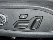 Vehicle Thumb #16