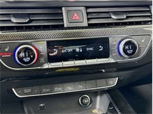 Vehicle Thumb #19