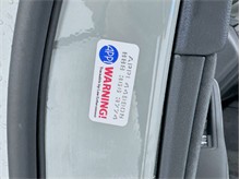 Vehicle Thumb #52