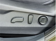 Vehicle Thumb #14