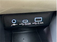 Vehicle Thumb #17