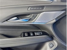 Vehicle Thumb #20