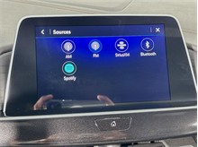 Vehicle Thumb #43