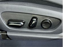 Vehicle Thumb #14