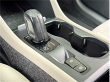 Vehicle Thumb #15