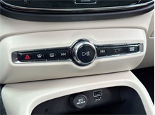 Vehicle Thumb #19