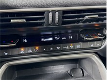 Vehicle Thumb #15