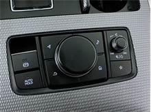 Vehicle Thumb #19