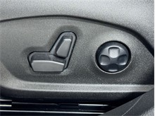 Vehicle Thumb #15