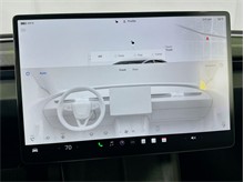 Vehicle Thumb #16