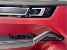 Vehicle Thumb #14
