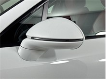 Vehicle Thumb #19