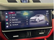 Vehicle Thumb #40
