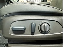 Vehicle Thumb #20