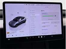 Vehicle Thumb #26