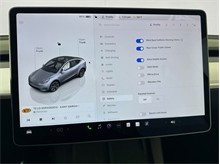 Vehicle Thumb #47