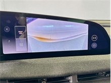 Vehicle Thumb #33