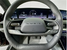 Vehicle Thumb #43