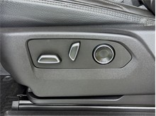 Vehicle Thumb #14