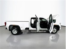Vehicle Thumb #29
