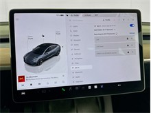 Vehicle Thumb #47
