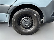 Vehicle Thumb #12