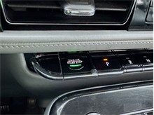 Vehicle Thumb #19