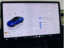 Vehicle Thumb #14
