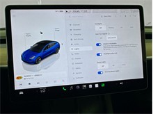 Vehicle Thumb #15
