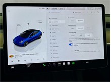 Vehicle Thumb #29