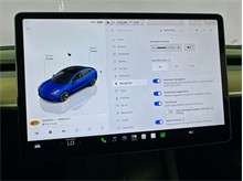 Vehicle Thumb #37