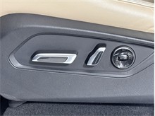 Vehicle Thumb #21